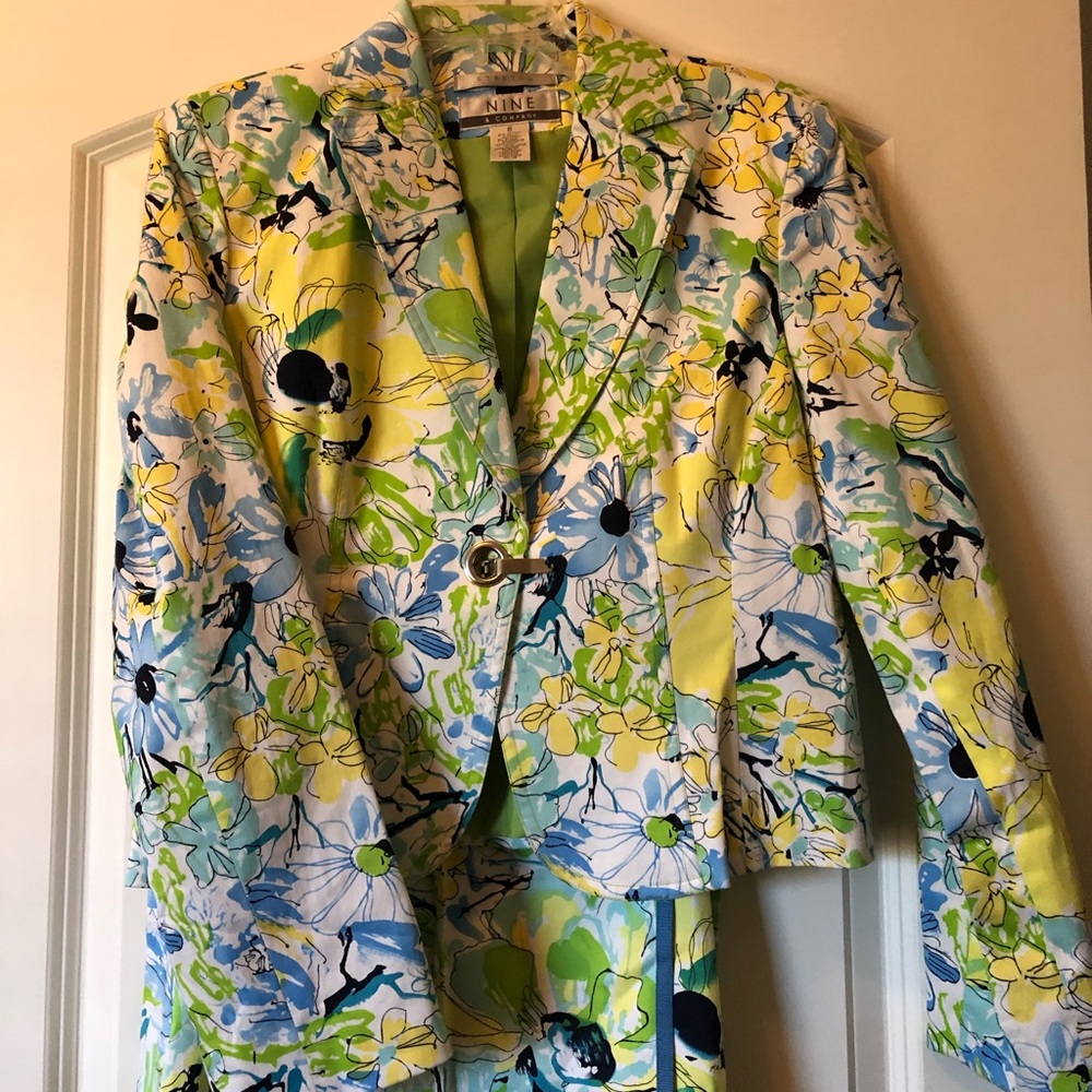 Colorful suit